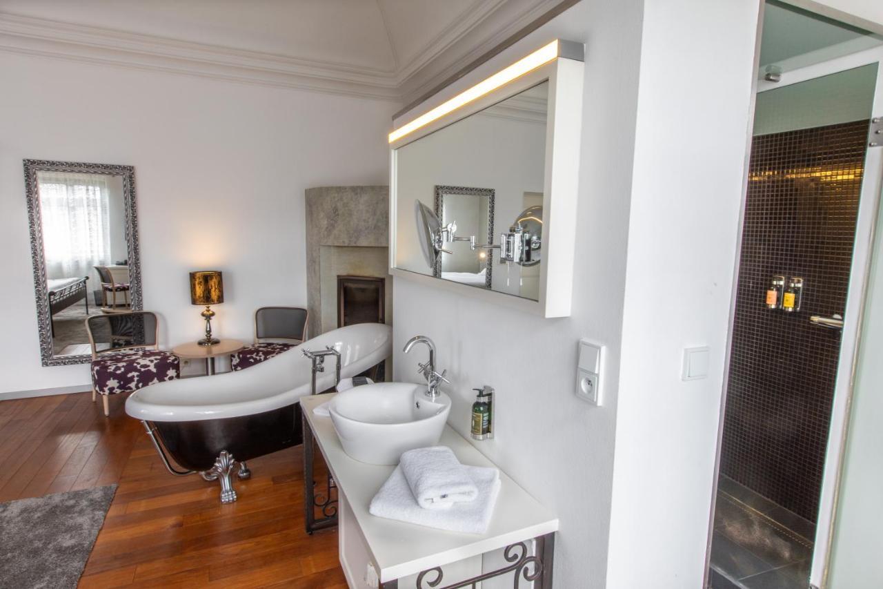 Hotel Villa Necas ז'ילינה מראה חיצוני תמונה