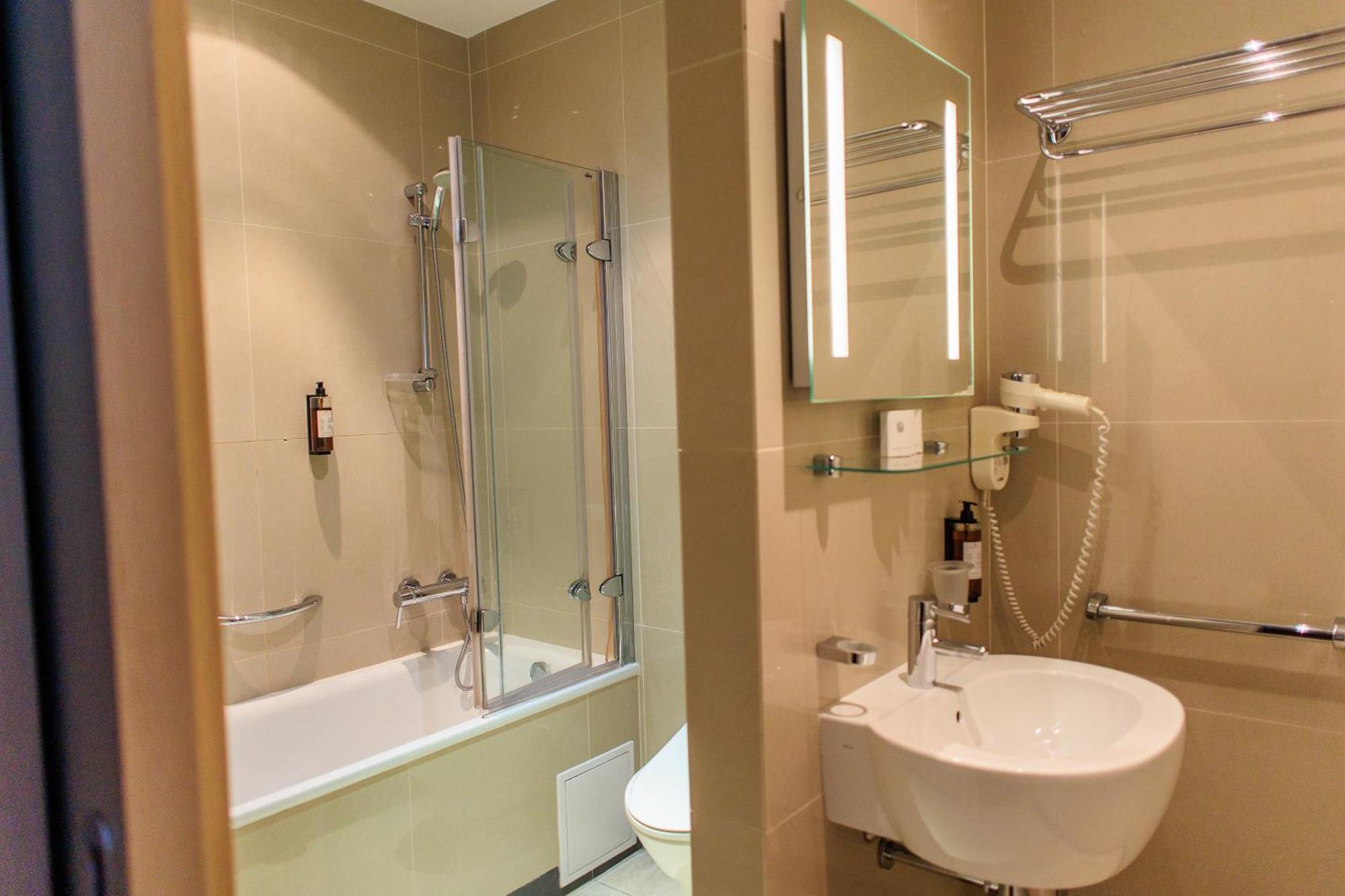 Hotel Villa Necas ז'ילינה מראה חיצוני תמונה
