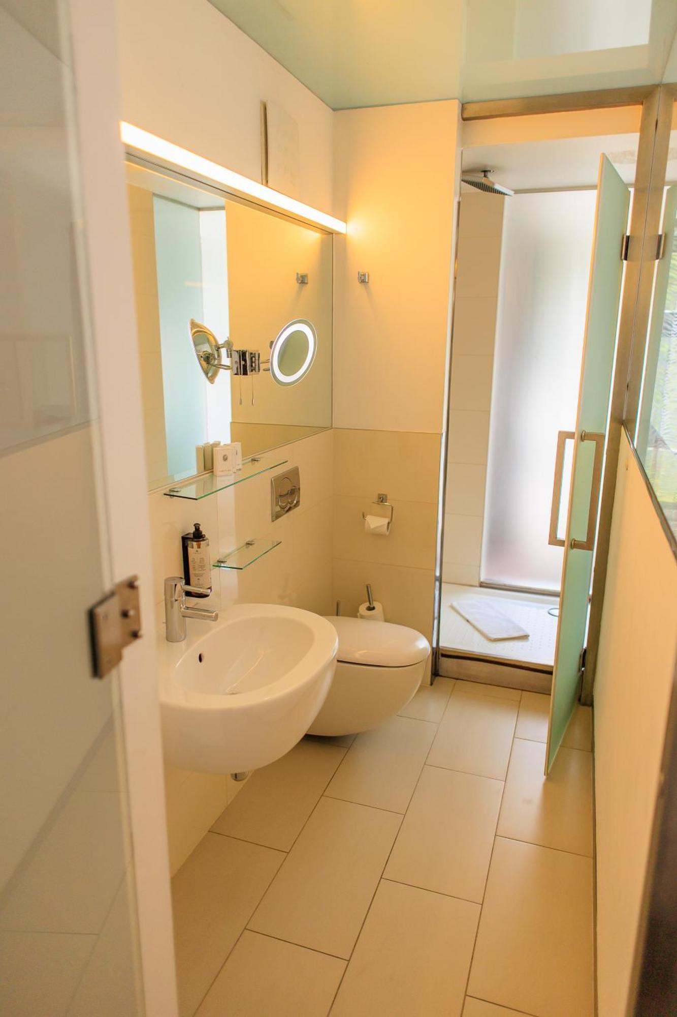 Hotel Villa Necas ז'ילינה מראה חיצוני תמונה