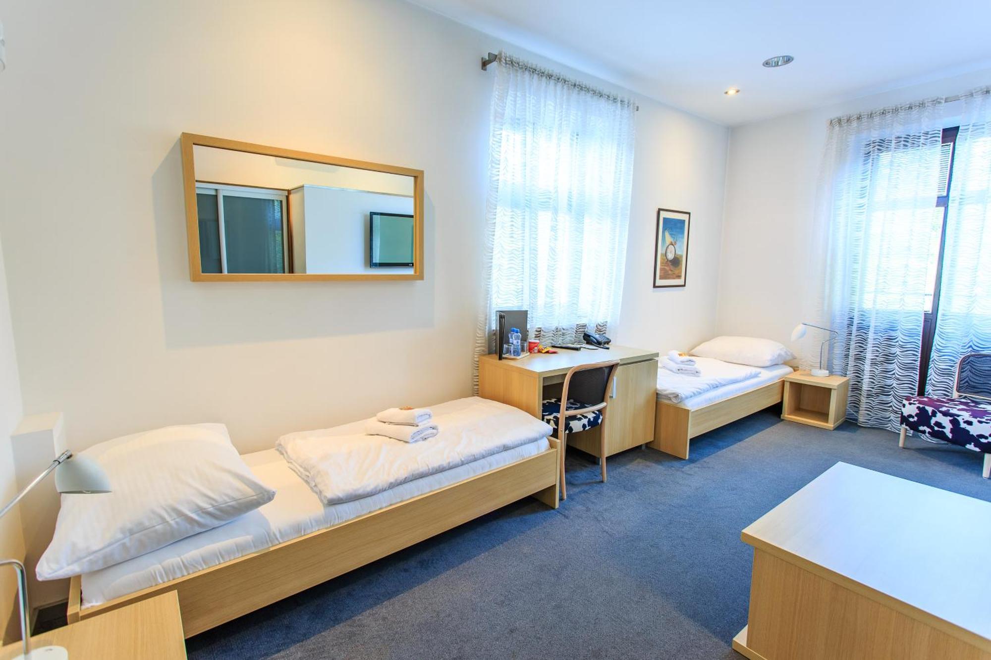 Hotel Villa Necas ז'ילינה מראה חיצוני תמונה